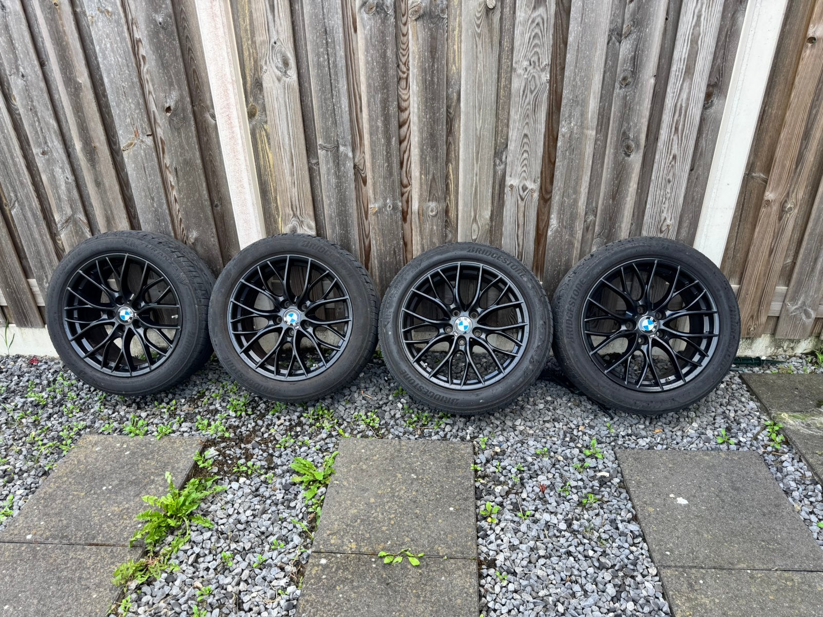 BMW 18 inch velgen met Bridgestone zomerbanden 225/50R18, Auto-onderdelen, Ophalen, 18 inch, Gebruikt, Banden en Velgen