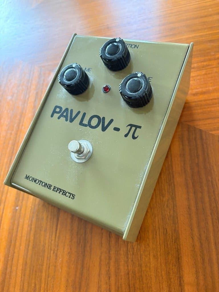 Monotone Effects Pavlov Fuzz. Green Russian / Big Muff clone, Ophalen of Verzenden, Zo goed als nieuw, Distortion, Overdrive of Fuzz