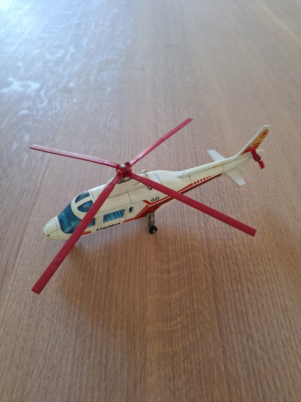 Majorette Agusta 109 ambulance, Overige merken, Gebruikt, Helikopter, Ophalen of Verzenden