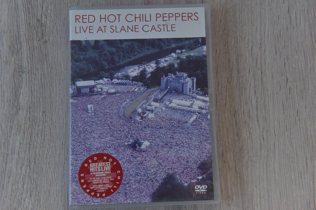 RED HOT CHILLI PEPPERS - LIVE AT SLANE CASTLE GREATEST HITS, Cd's en Dvd's, Verzenden, Alle leeftijden, Boxset, Muziek en Concerten