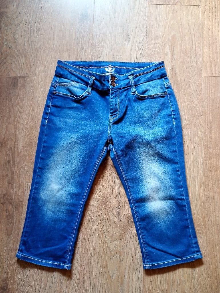 Mooie blauwe 3/4 spijkerbroek mt M Tripper, Kleding | Dames, Spijkerbroeken en Jeans, Blauw, Nieuw, Ophalen of Verzenden, W30 - W32 (confectie 38/40)