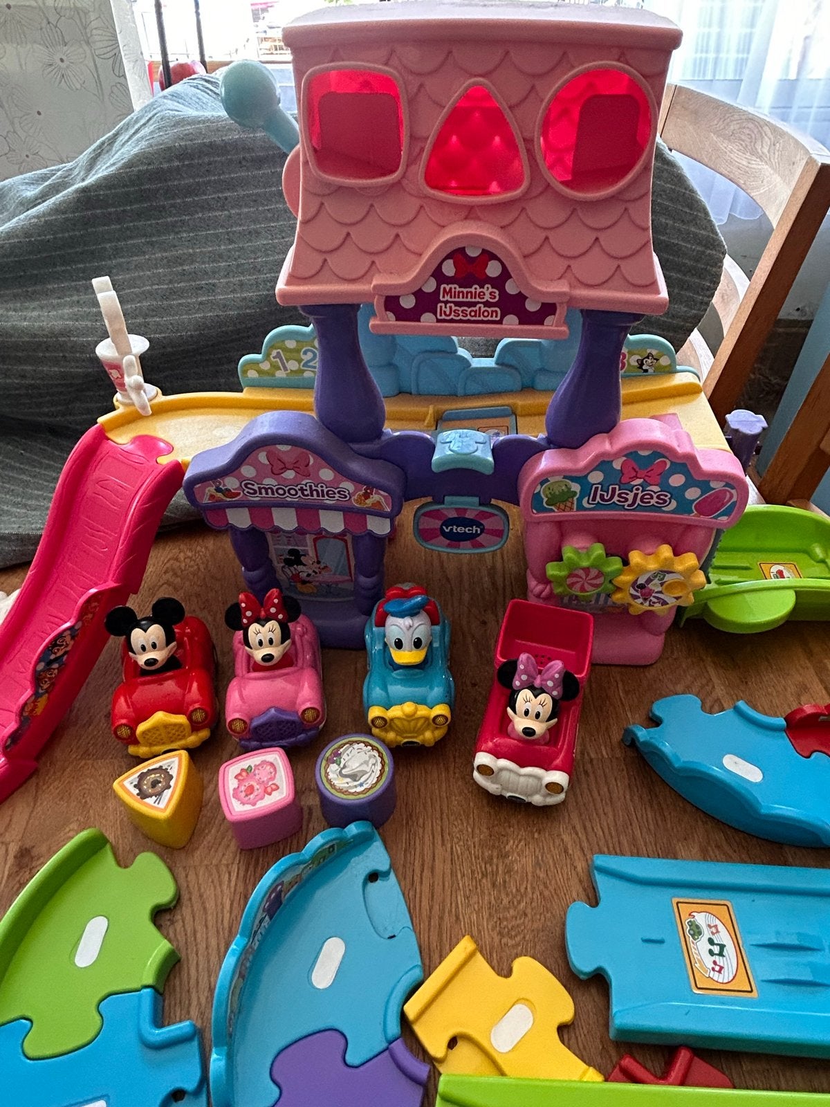 VTech Toet Toet Auto's Minnie's IJssalon & Vriendjes, Ophalen of Verzenden, Gebruikt, Jongen of Meisje