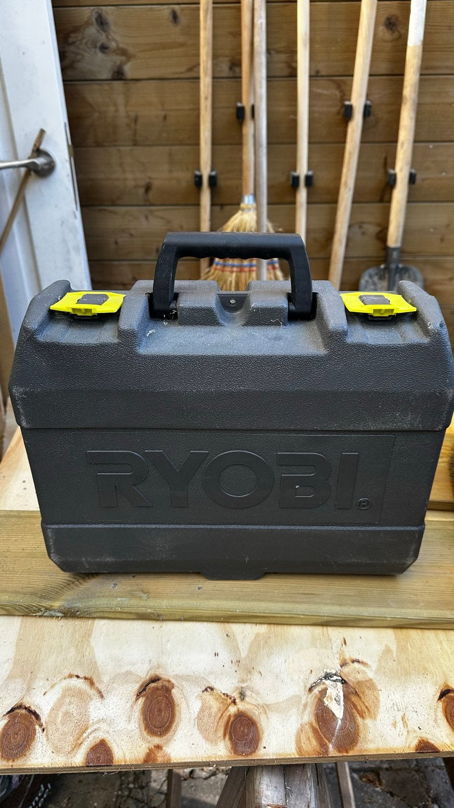 Ryobi EHT150V1 Multitool met accessoires in koffer, Ophalen of Verzenden, Gebruikt, Multitool, Overige merken