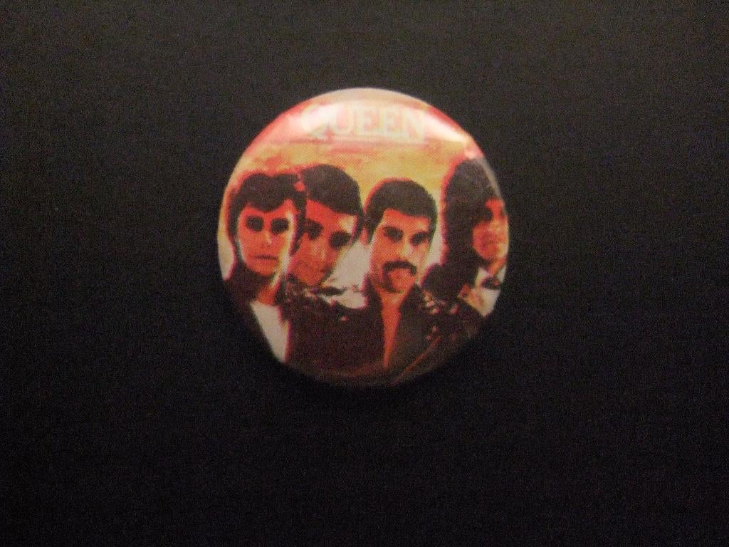 Queen Britse rockband , button, Ophalen of Verzenden, Gebruikt, Overige onderwerpen