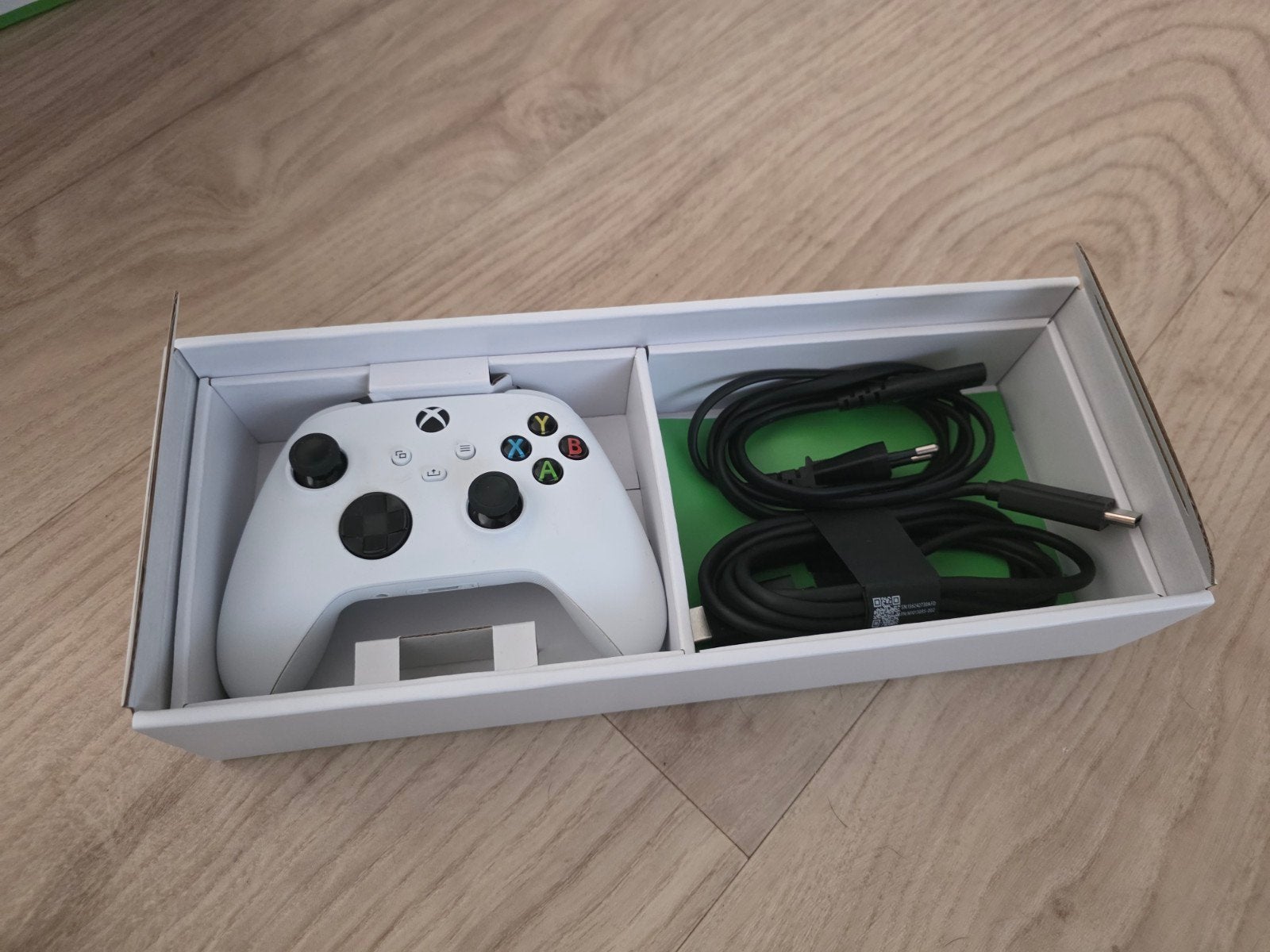 Foto 5 van Xbox Series S, 512gb ssd- Zo goed als nieuw