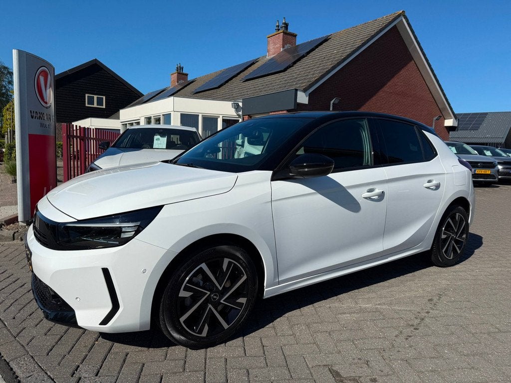 Opel CORSA 1.2 Turbo GS Apple Carplay/ Nieuw model, Auto's, Voorwielaandrijving, 12 maanden, Gebruikt, Wit