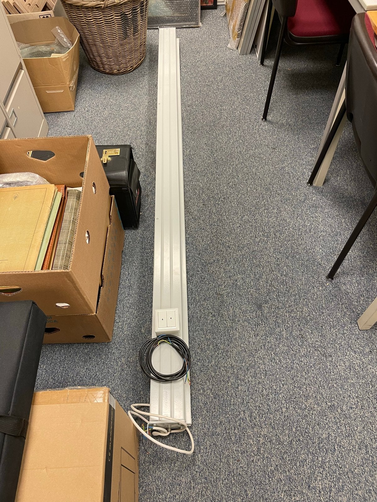 Elpro Electrol Elektrisch Projectiescherm, Ophalen, Elektrisch, Gebruikt