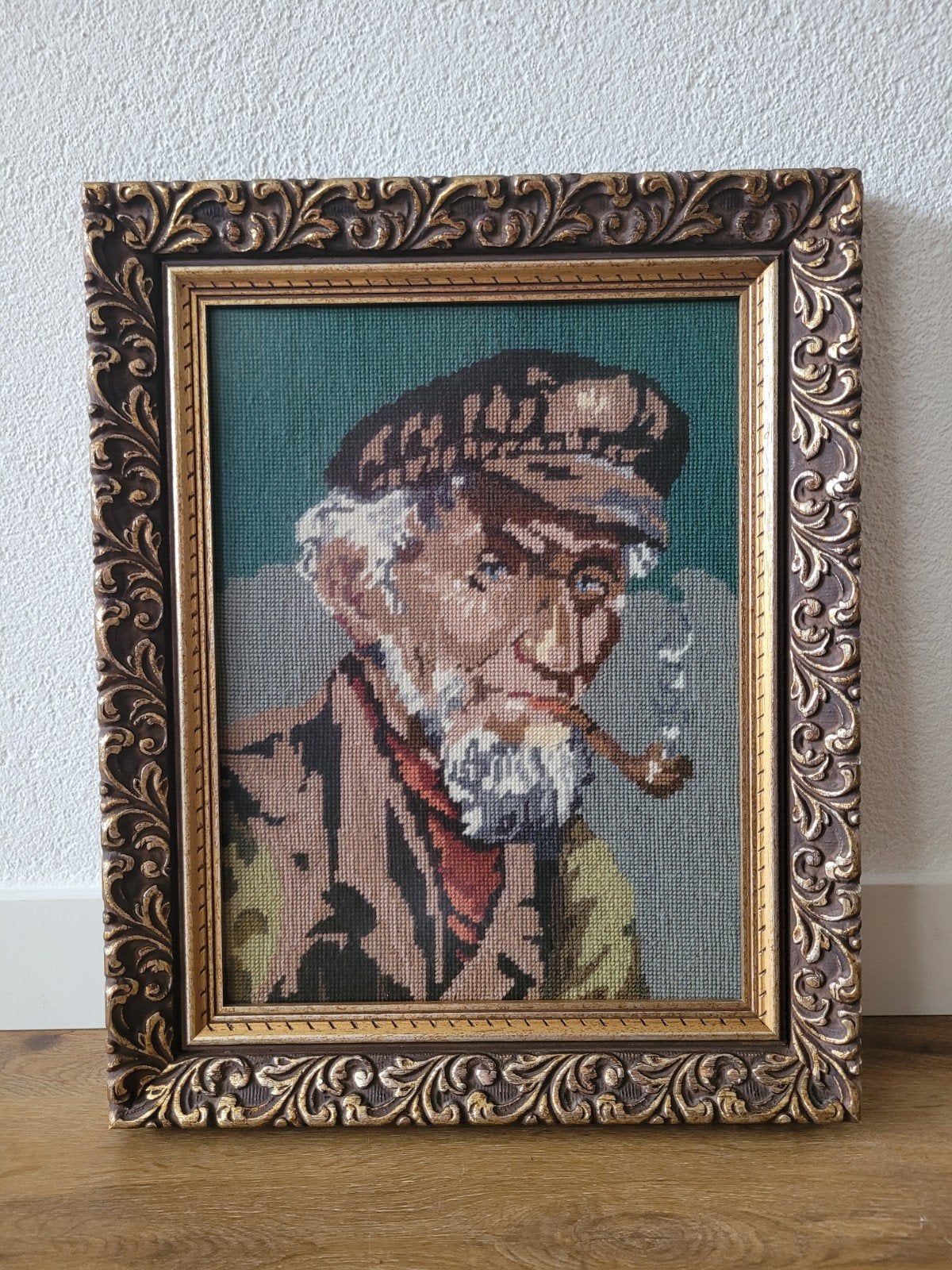 Borduurwerk 'Dorus Rijkers' in oude lijst met museumglas, Schilderijlijst, 50 cm, Handgemaakt, Ophalen of Verzenden