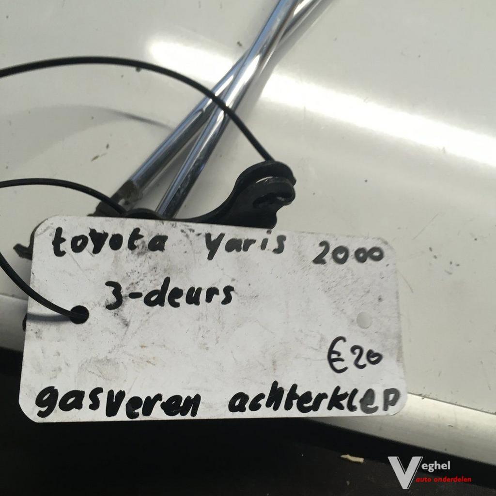 Toyota Yaris 2001 Wagennr 1700107  Gasveren set achterklep, Gebruikt, -, -, Ophalen of Verzenden