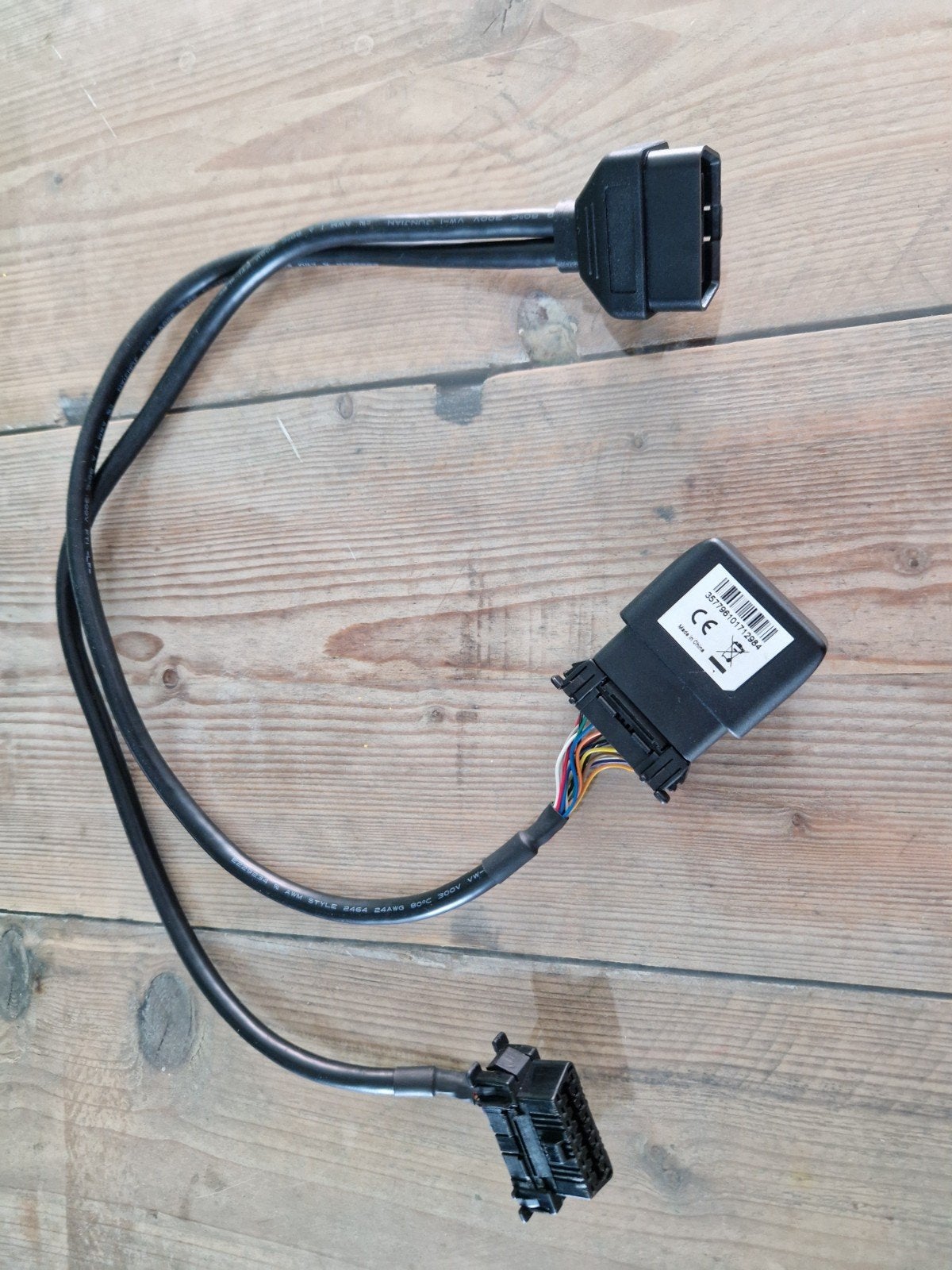 Universele GPS Tracker voor Auto - OBD-II Aansluiting, Ophalen of Verzenden, Zo goed als nieuw