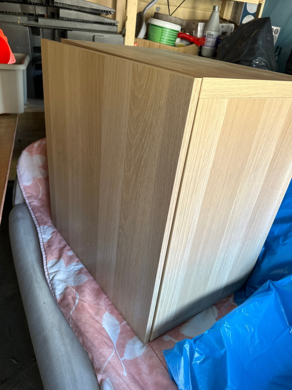 Houten kastje met glazen plankje, Ophalen, Zo goed als nieuw