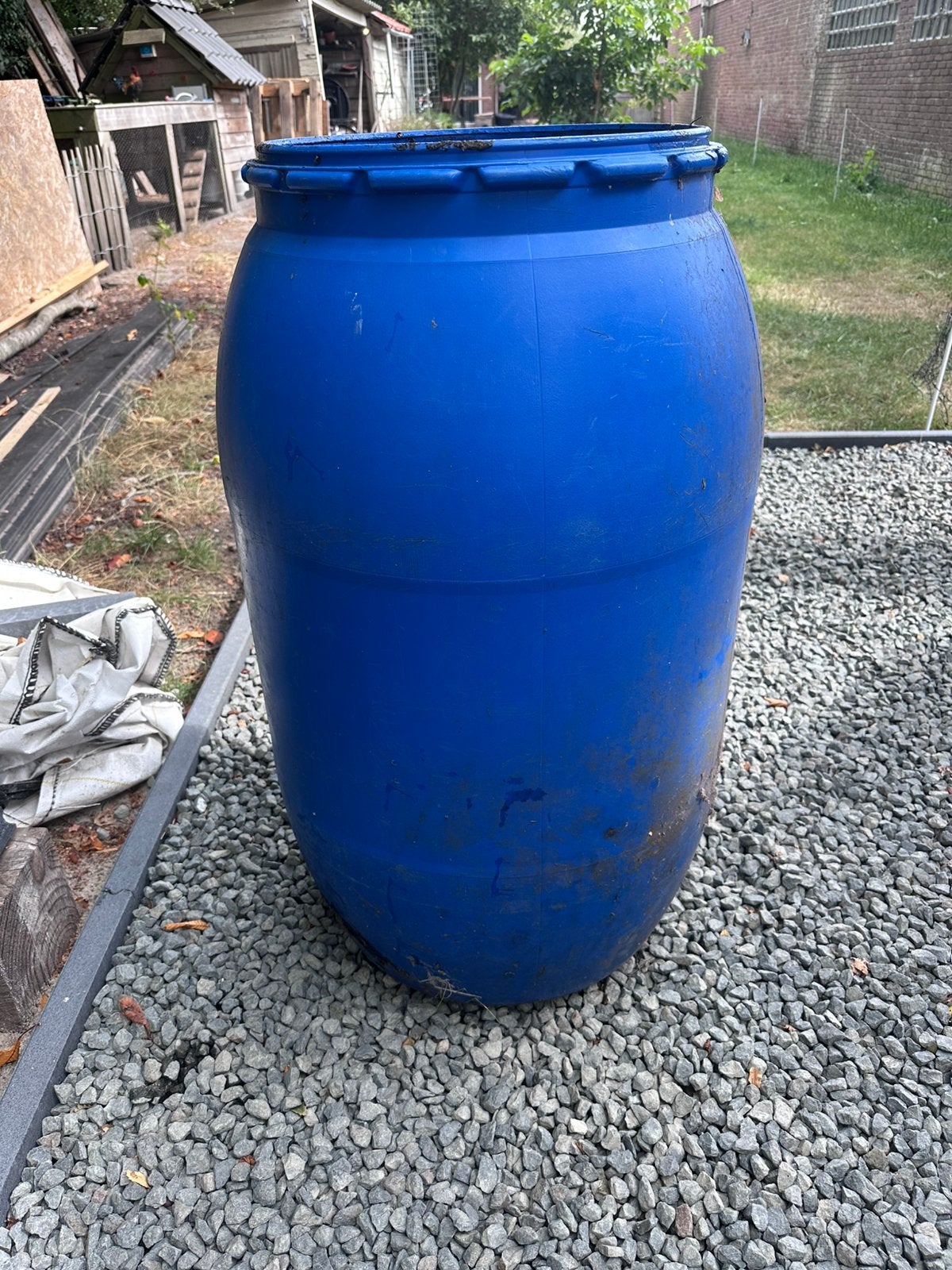Gratis af te halen Blauwe regenton, 150 liter of meer, Ophalen, Gebruikt, Kunststof