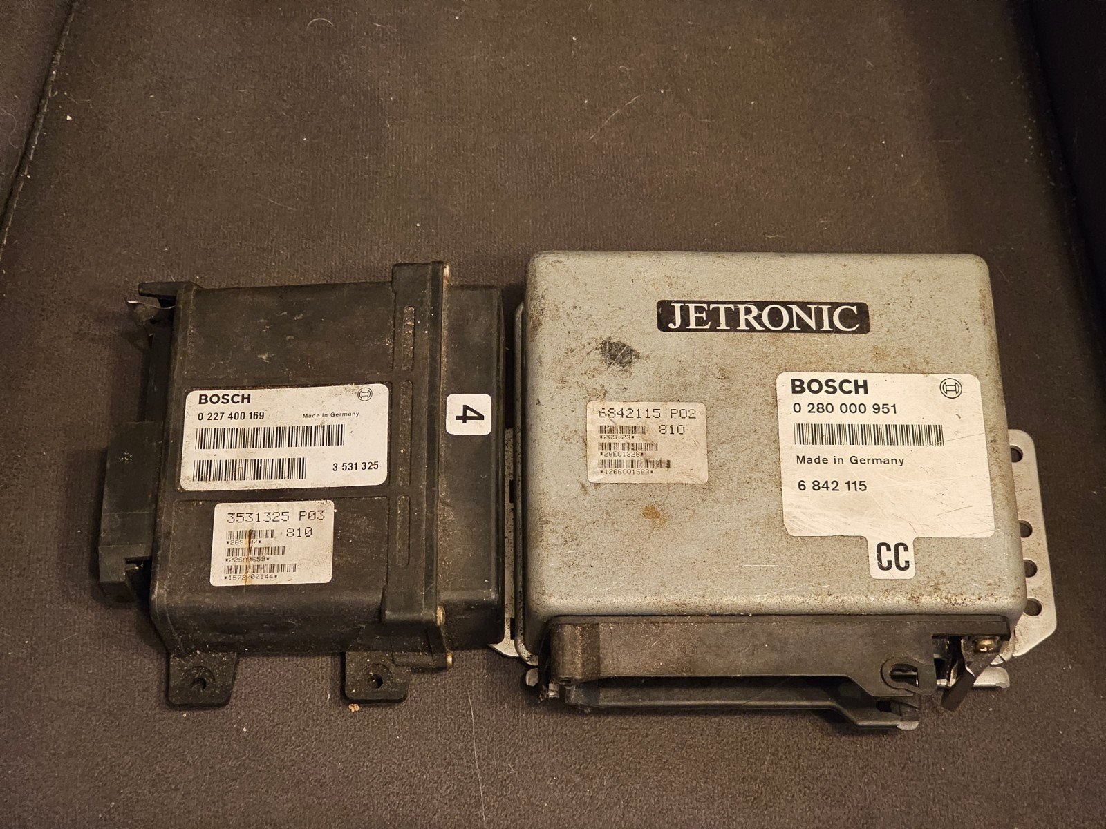 Bosch Jetronic ECU en EZK uit Volvo 240, Auto-onderdelen, Ophalen of Verzenden, Gebruikt, Volvo