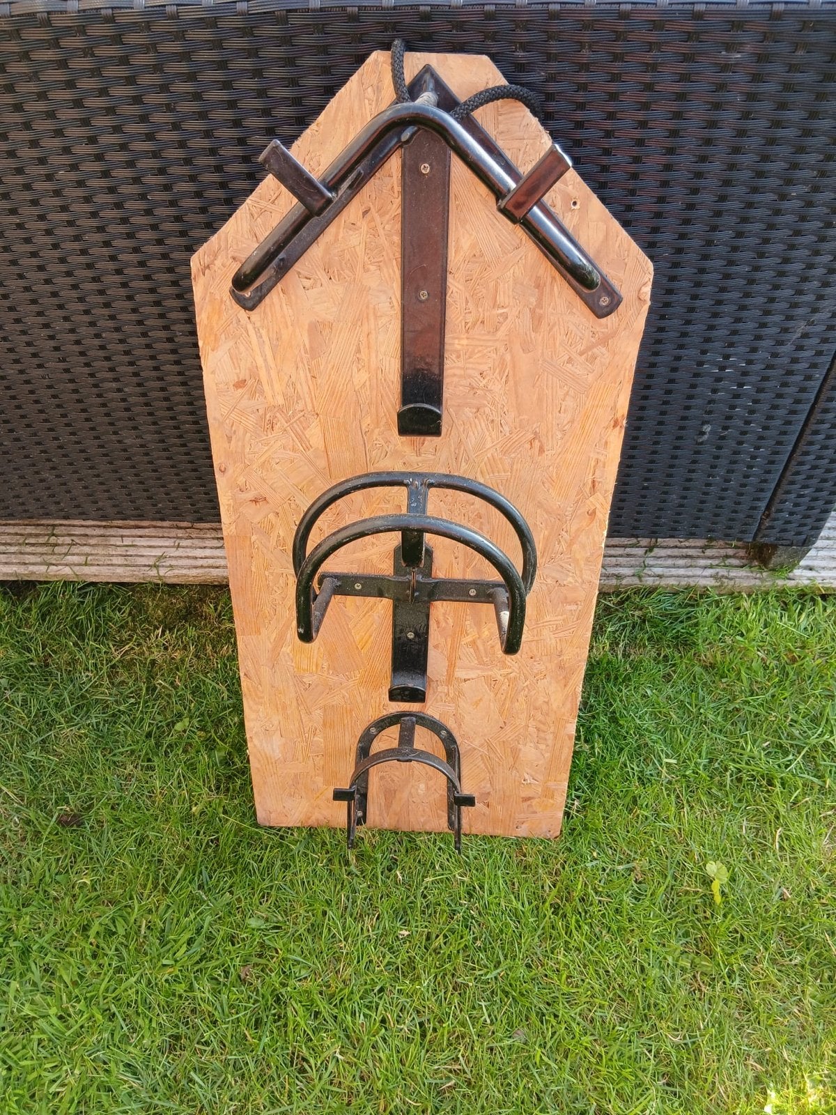 Mentuig ophangset, Verzenden