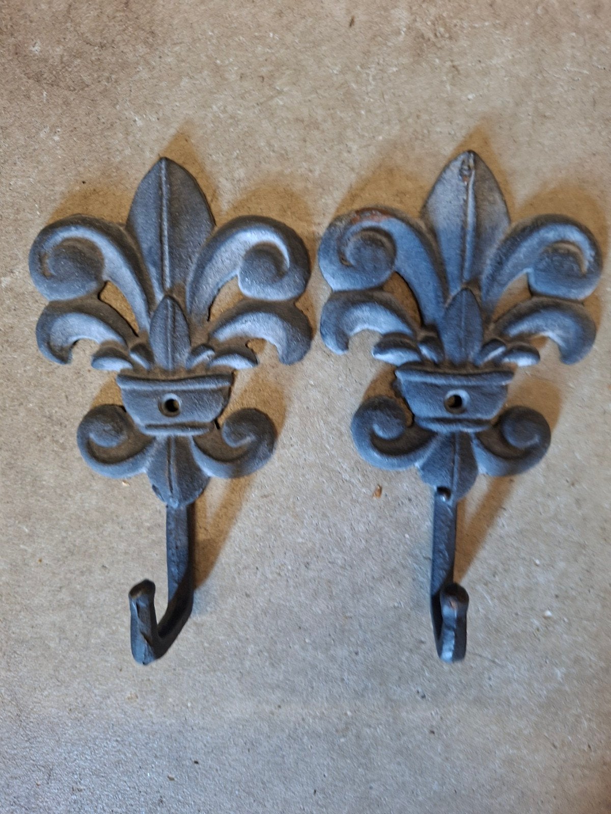PTMD Gietijzeren Wandhaken - Fleur de Lis - 17 cm, Wandhaken, Ophalen of Verzenden, Zo goed als nieuw, Minder dan 100 cm