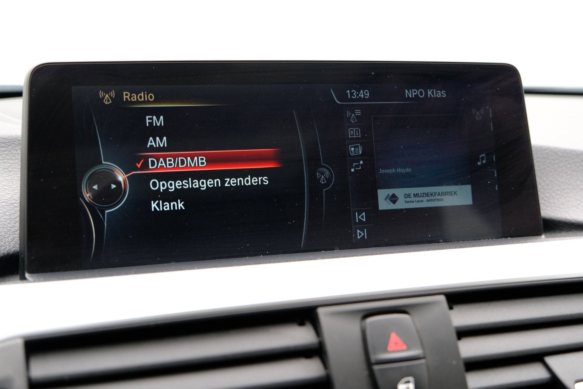 Foto 17 van BMW 3-serie Touring 320d EDE Centennial High Executive Aut.