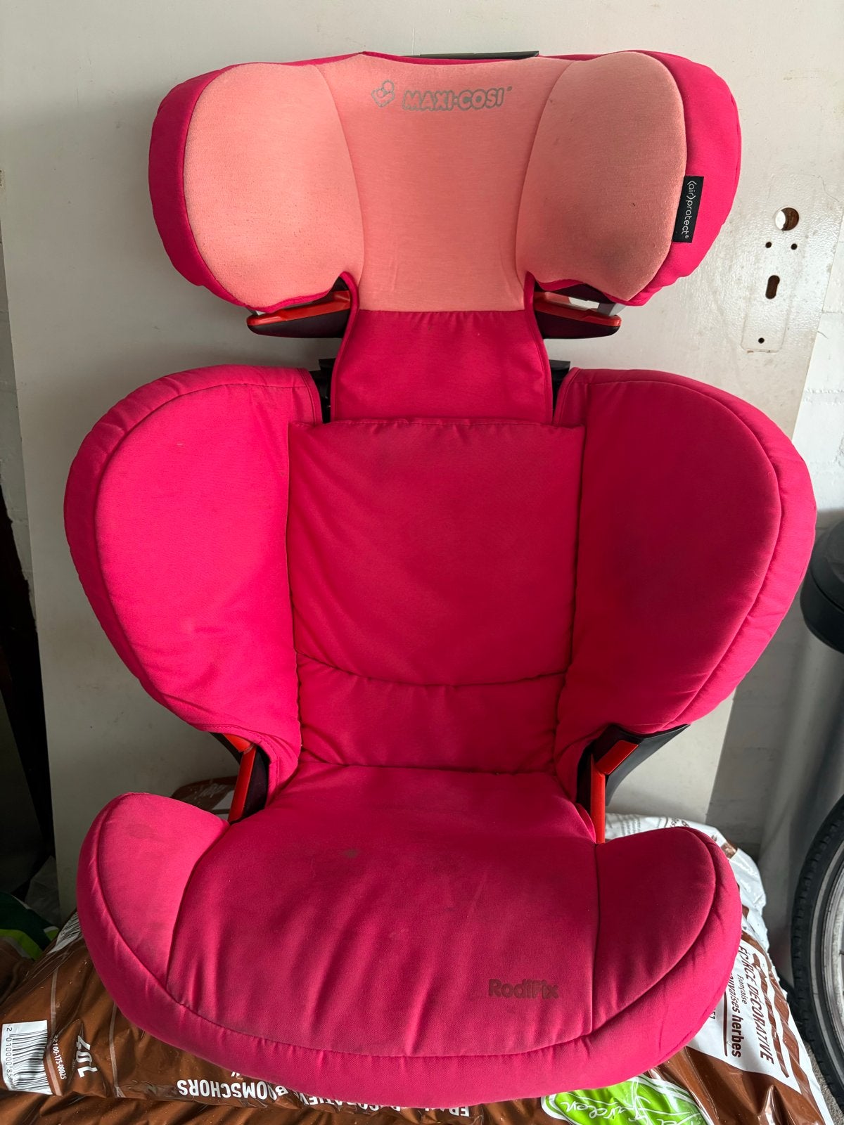 Maxi-Cosi RodiFix autostoel - roze, Ophalen, Autogordel of Isofix, Gebruikt, 15 t/m 36 kg