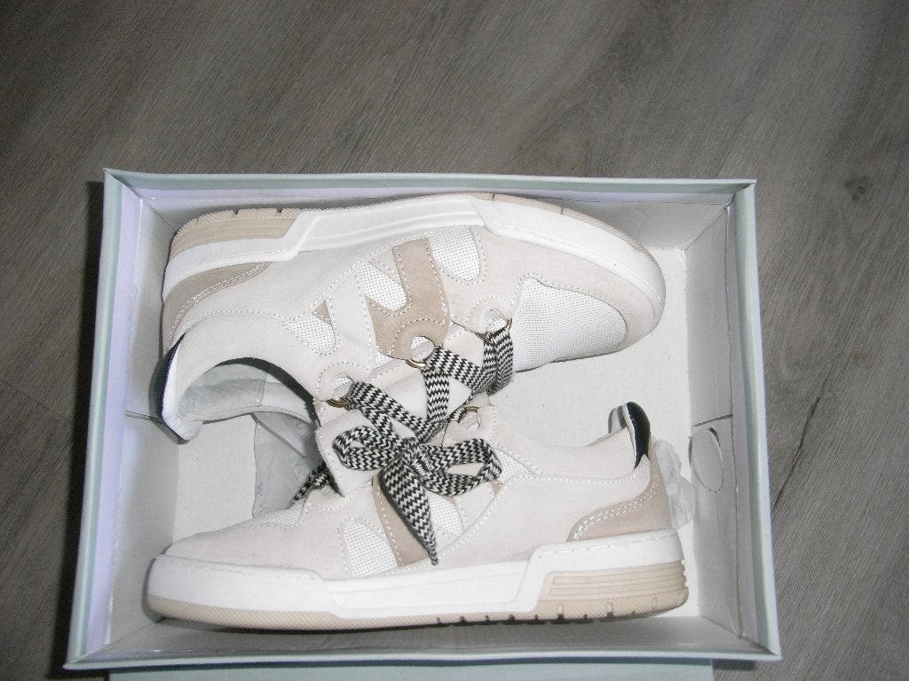 MANFIELD sneakers, beige/wit echt leer mt 39, NP 109,95 euro, Overige kleuren, Ophalen of Verzenden, Manfield, Sneakers of Gympen