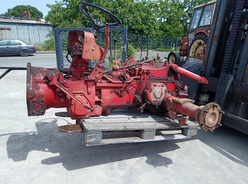 International 353 423 453 Onderdeelen Trekker Parts, Ophalen