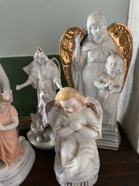 Heiligenbeeldjes van porselein met schade, Antiek en Kunst, Verzenden