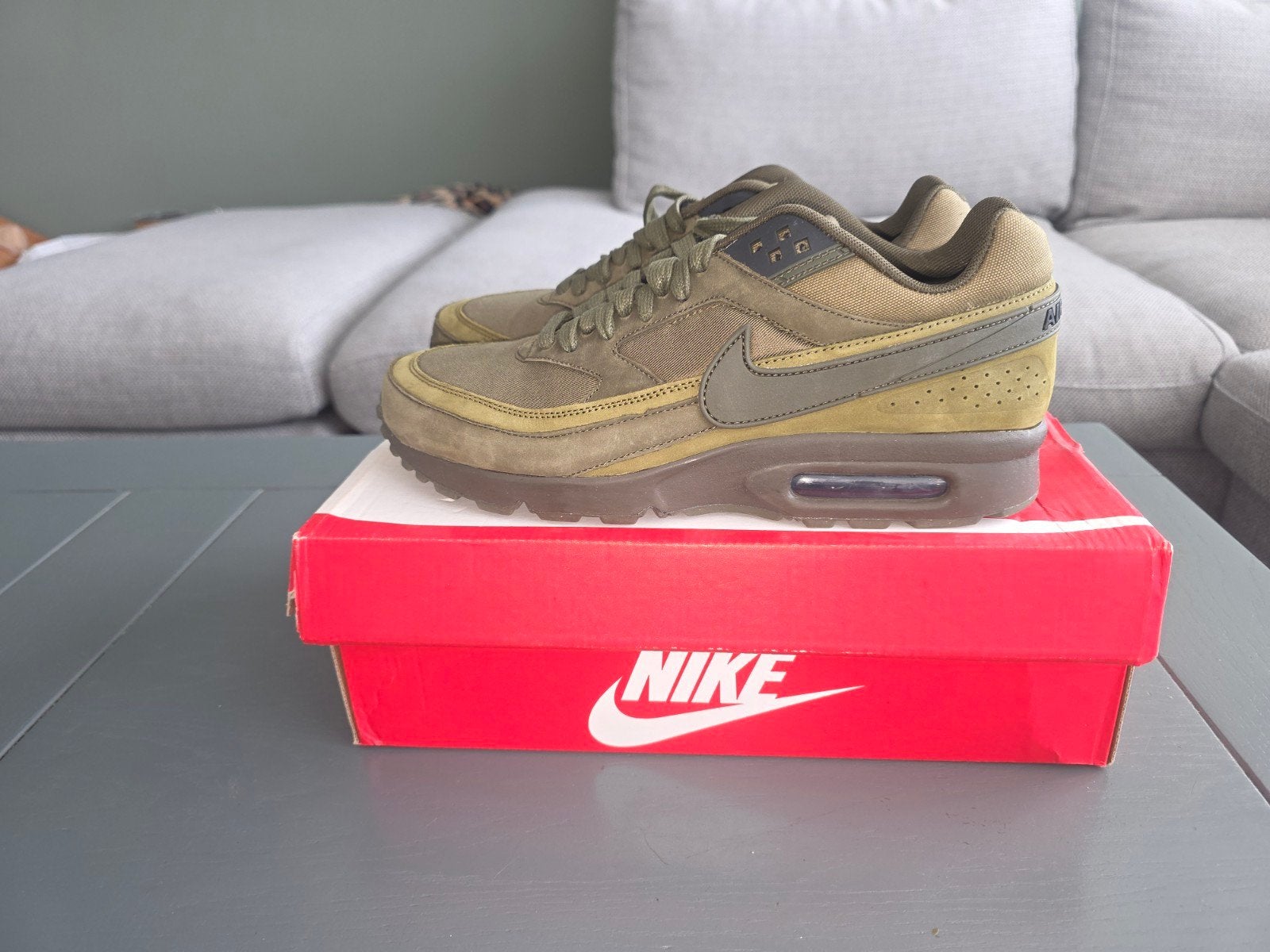 Nike air max classic bw dark loden maat 42.5, Ophalen of Verzenden, Nieuw