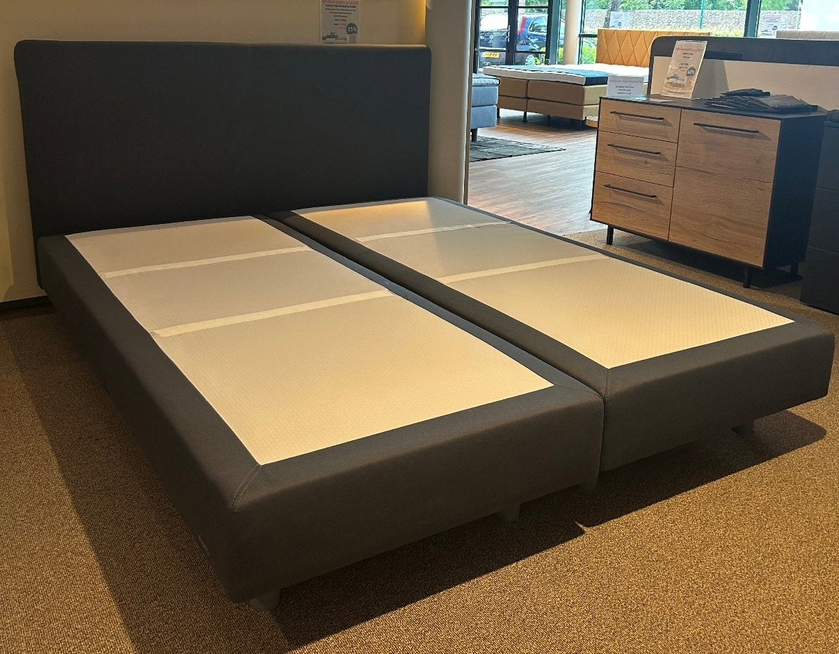 Tweepersoons auping boxspring met hoofdbord, Ophalen, Gebruikt, Tweepersoons, 200 cm