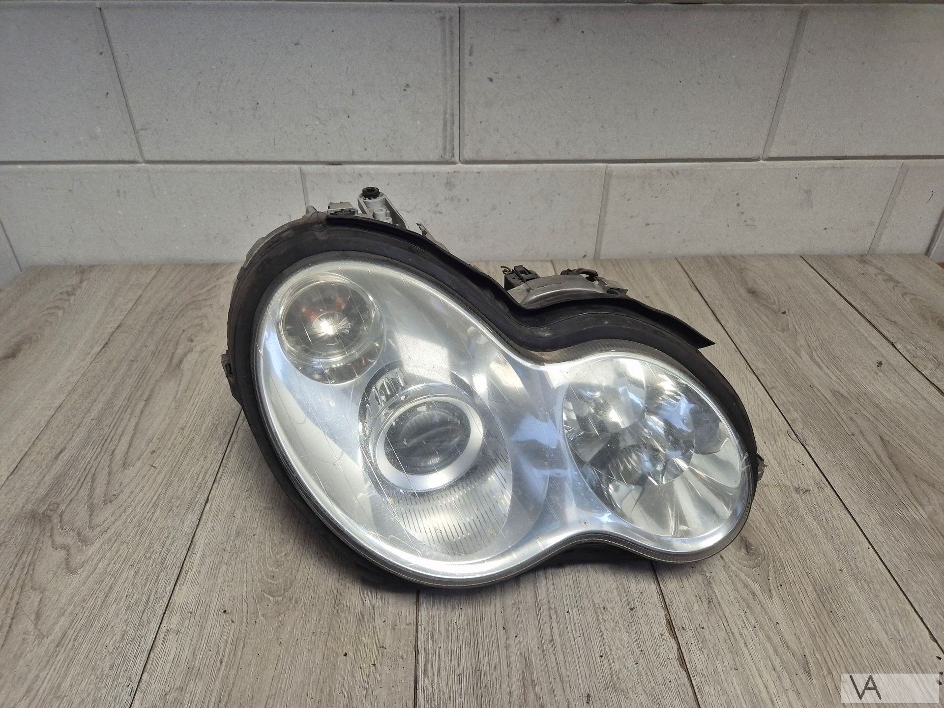 Koplamp XENON rechts van Mercedes C klasse W203 2004 - 2007, Gebruikt, -, Ophalen of Verzenden, -