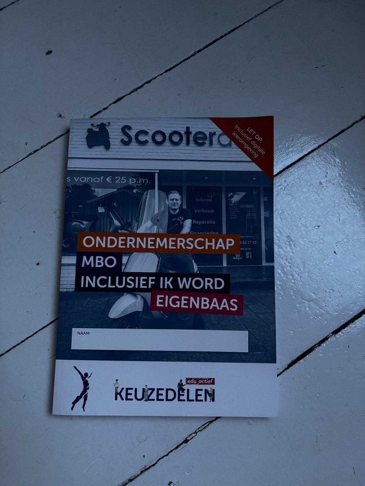 Boeken Handel en Ondernemen (MBO) & Engels B1 (MBO), Ophalen, Zo goed als nieuw, Overige niveaus, Bedrijfseconomie of M&O