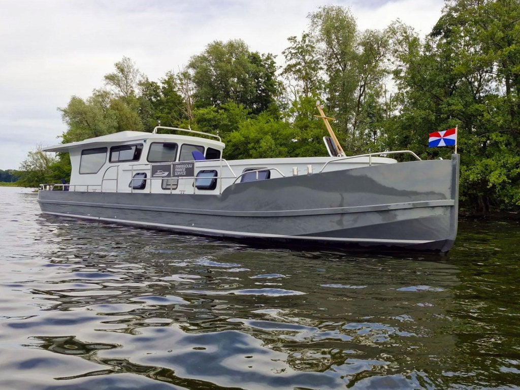 Luxe-Motor 14.95 - Stijlvol en Zelfvoorzienend Varen, Staal, Overige merken, Diesel, 15 m