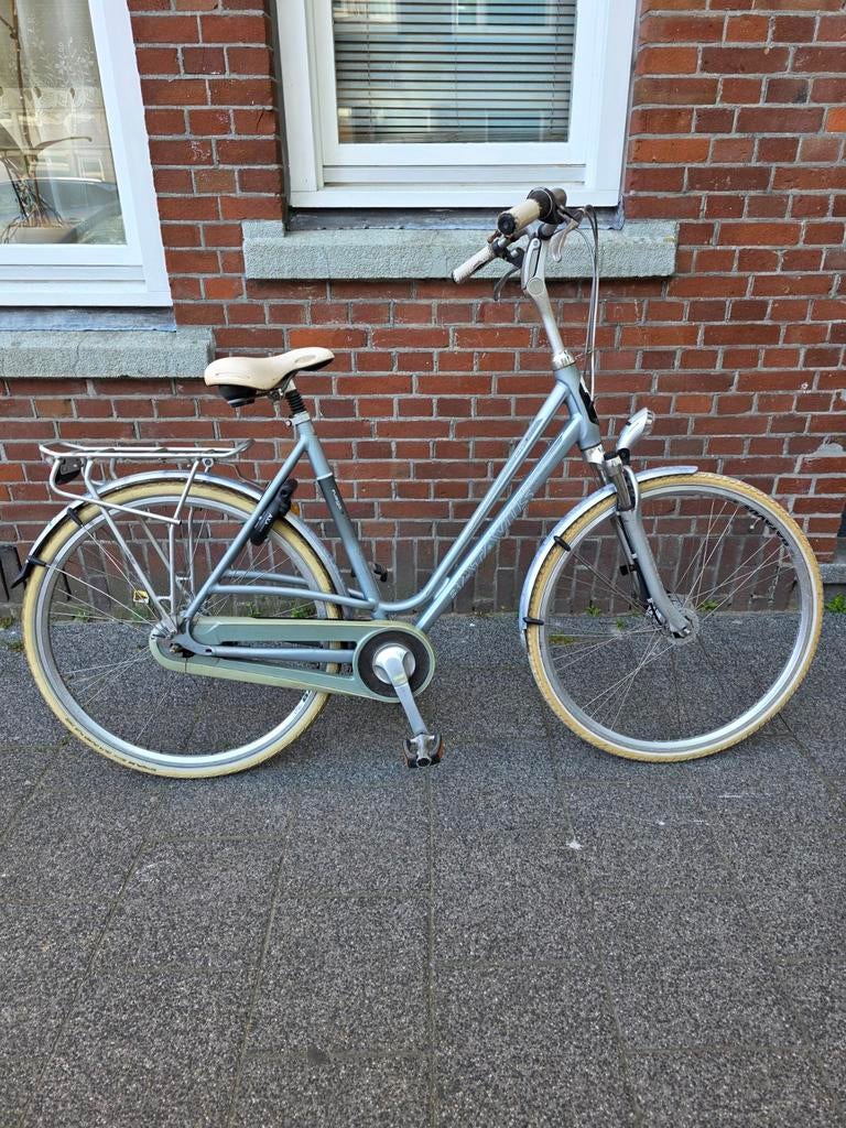 Batavus fuego damesfiets 28 inch with 7 gears, Fietsen en Brommers, Fietsen | Dames | Damesfietsen, 56 cm of meer, Ophalen, Zo goed als nieuw