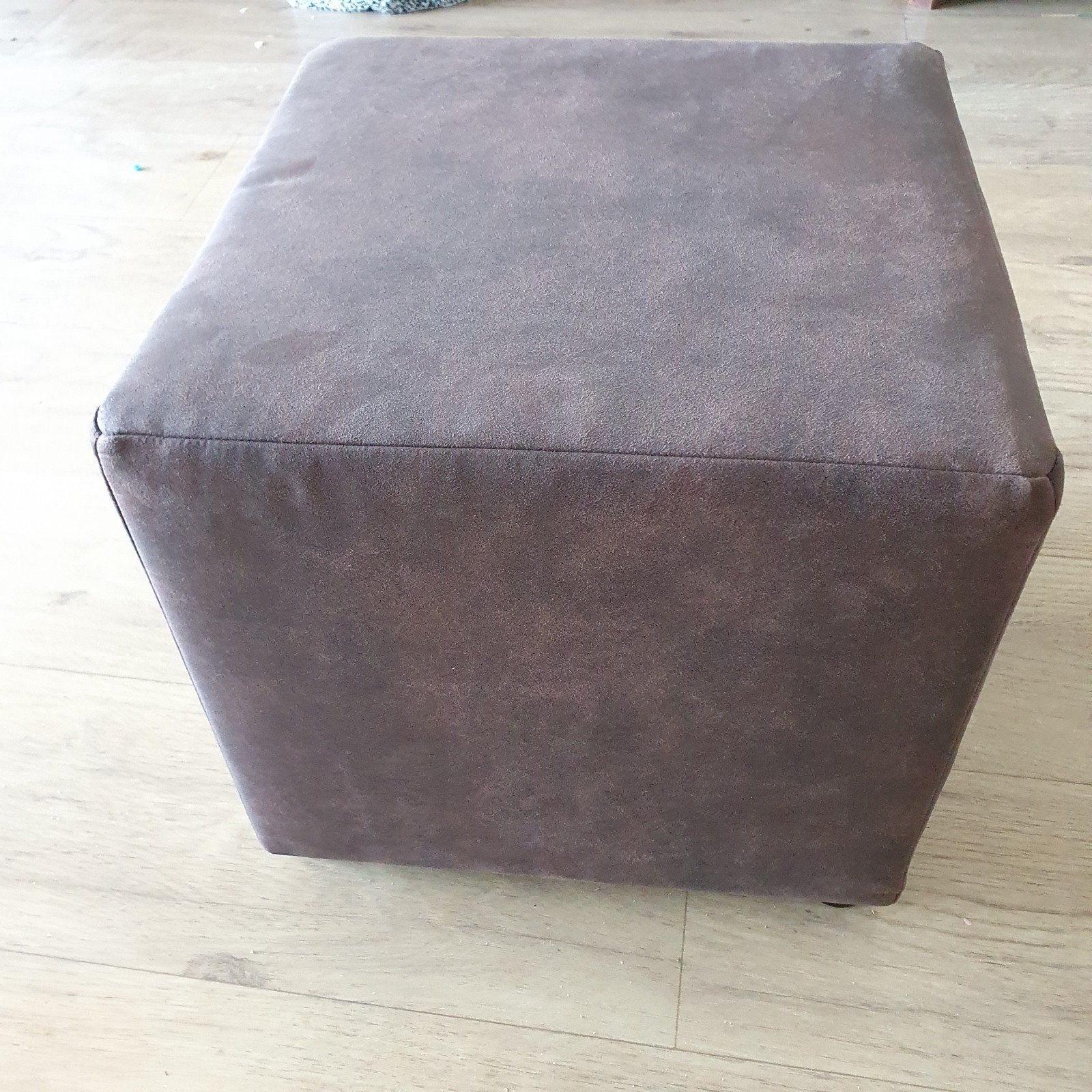 Vierkante poef., Ophalen, Minder dan 50 cm, Vierkant, Minder dan 50 cm