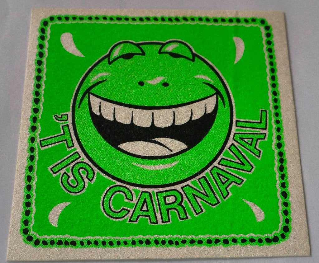 Sticker 'T is carnaval, Ophalen of Verzenden, Zo goed als nieuw, Overige typen