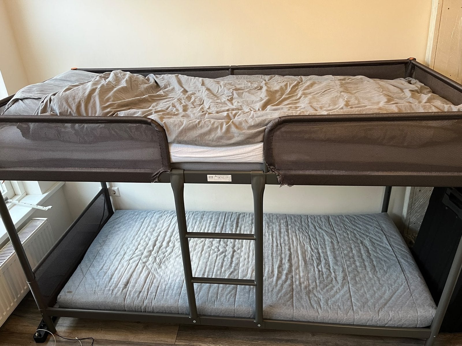 Ikea Tuffing Stapelbed met matrassen en beddengoed, Ophalen, Gebruikt, 90 cm, Tweepersoons