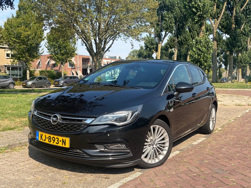 Opel Astra 1.6 CDTI | Full Option | CarPlay | 2016 | EURO 6, Voorwielaandrijving, 4 cilinders, Leder en Stof, Zwart