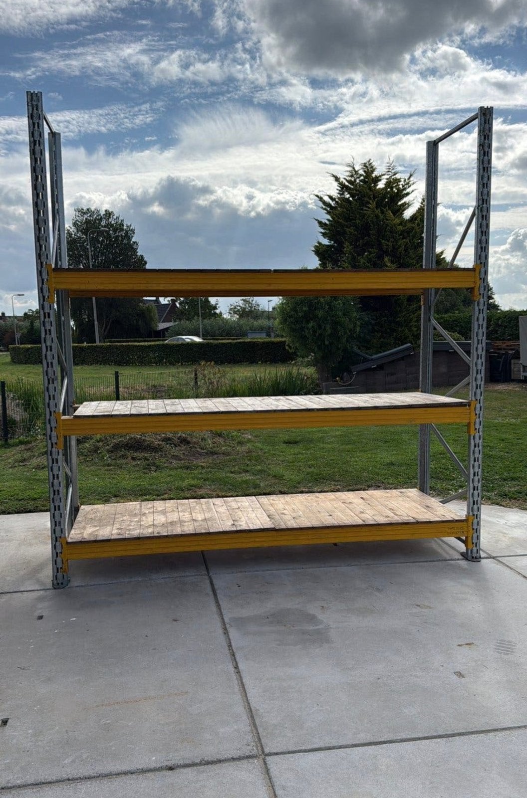 Stevige magazijnstelling / palletstelling, Ophalen