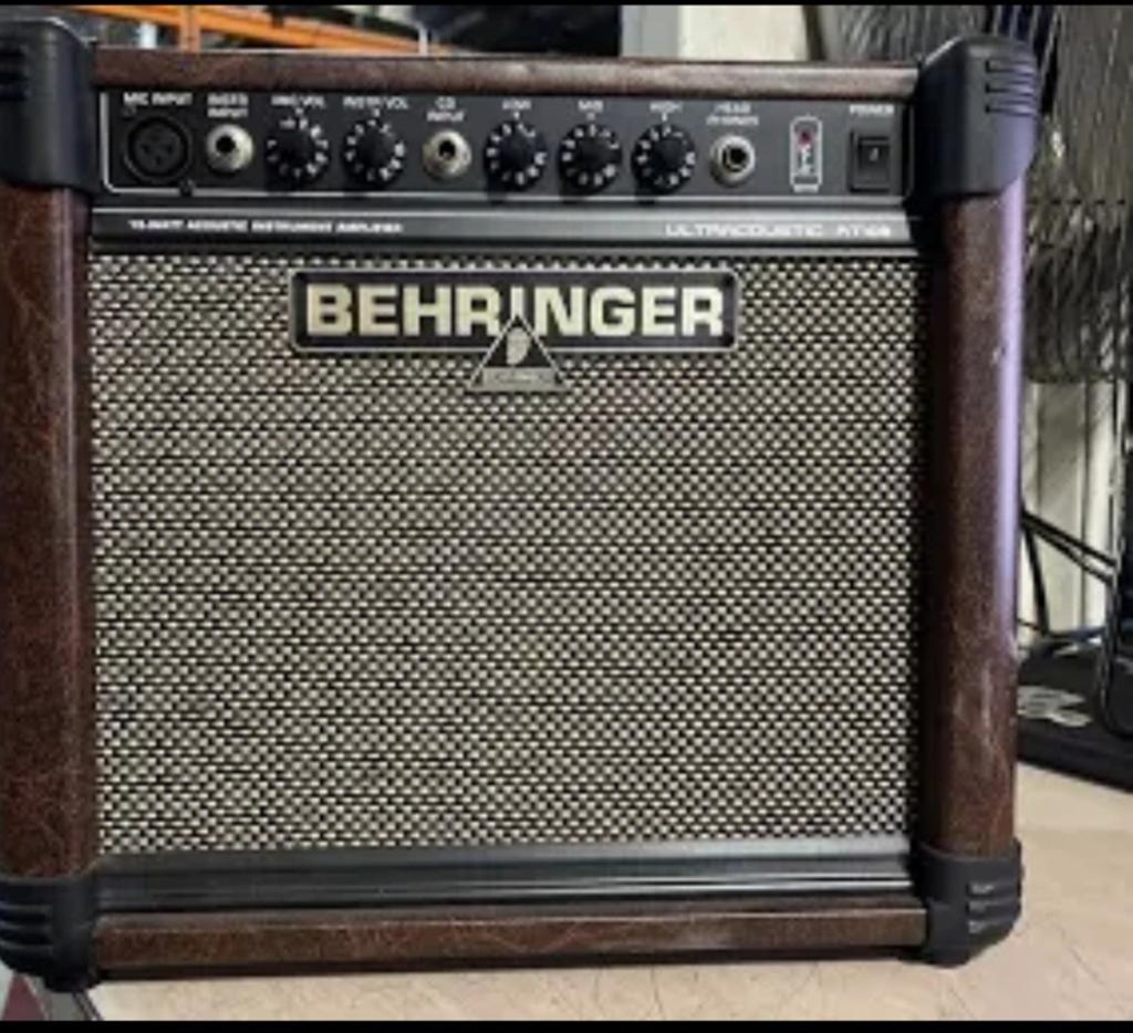 Behringer amplifier at108 ultracoustic nieuw, Ophalen of Verzenden, Minder dan 50 watt