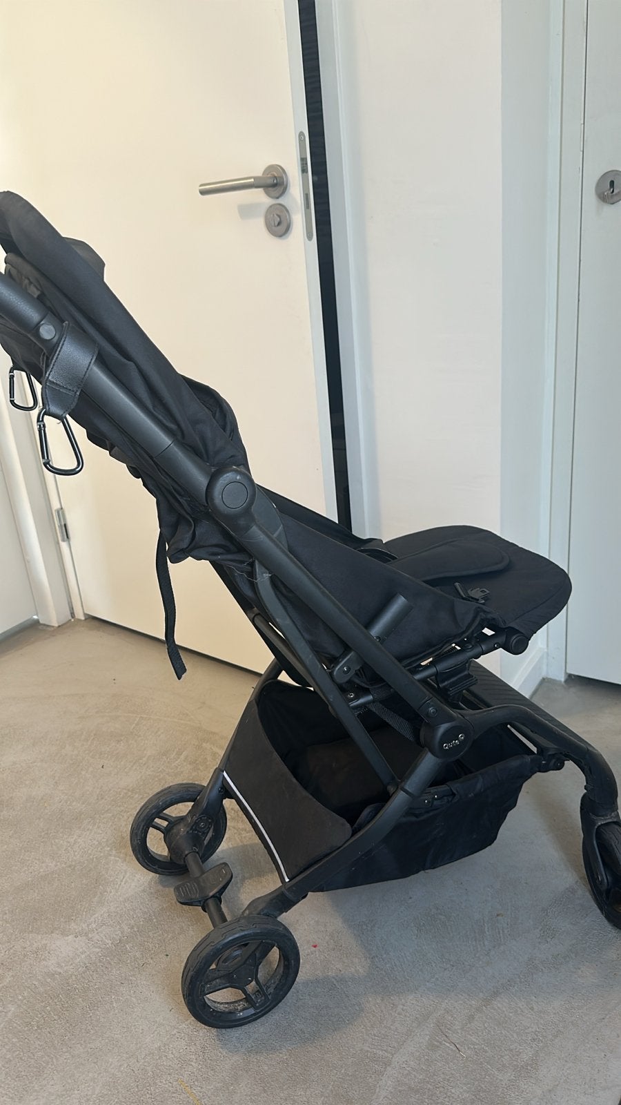 Compacte buggy merk qute zonder bumperstang, Kinderen en Baby's, Buggy's, Ophalen, Gebruikt, Overige merken