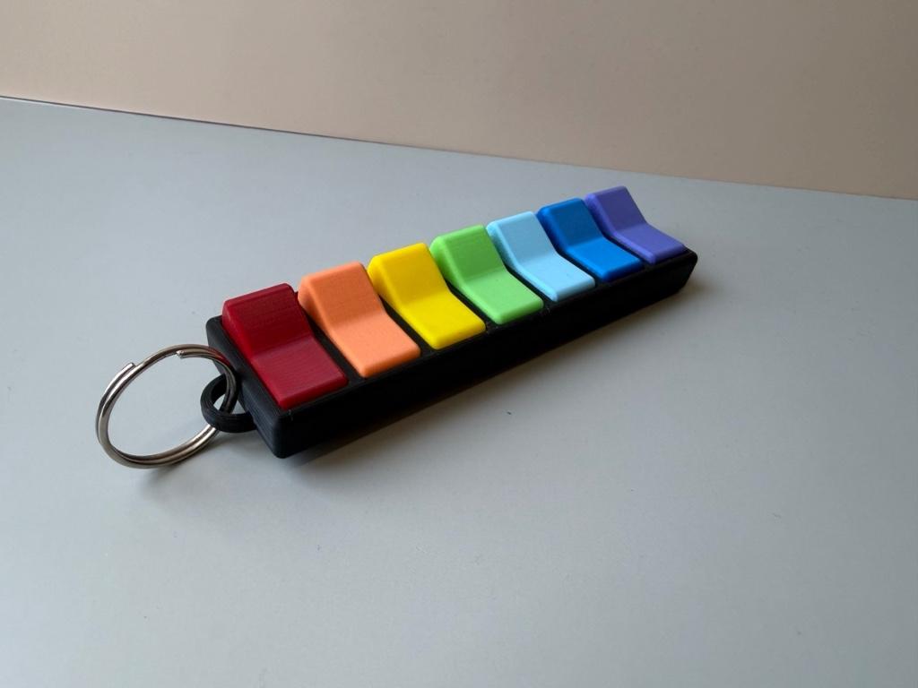 Clickkey fidget regenboog, Verzamelen, Sleutelhangers, Zo goed als nieuw, Overige typen, Ophalen