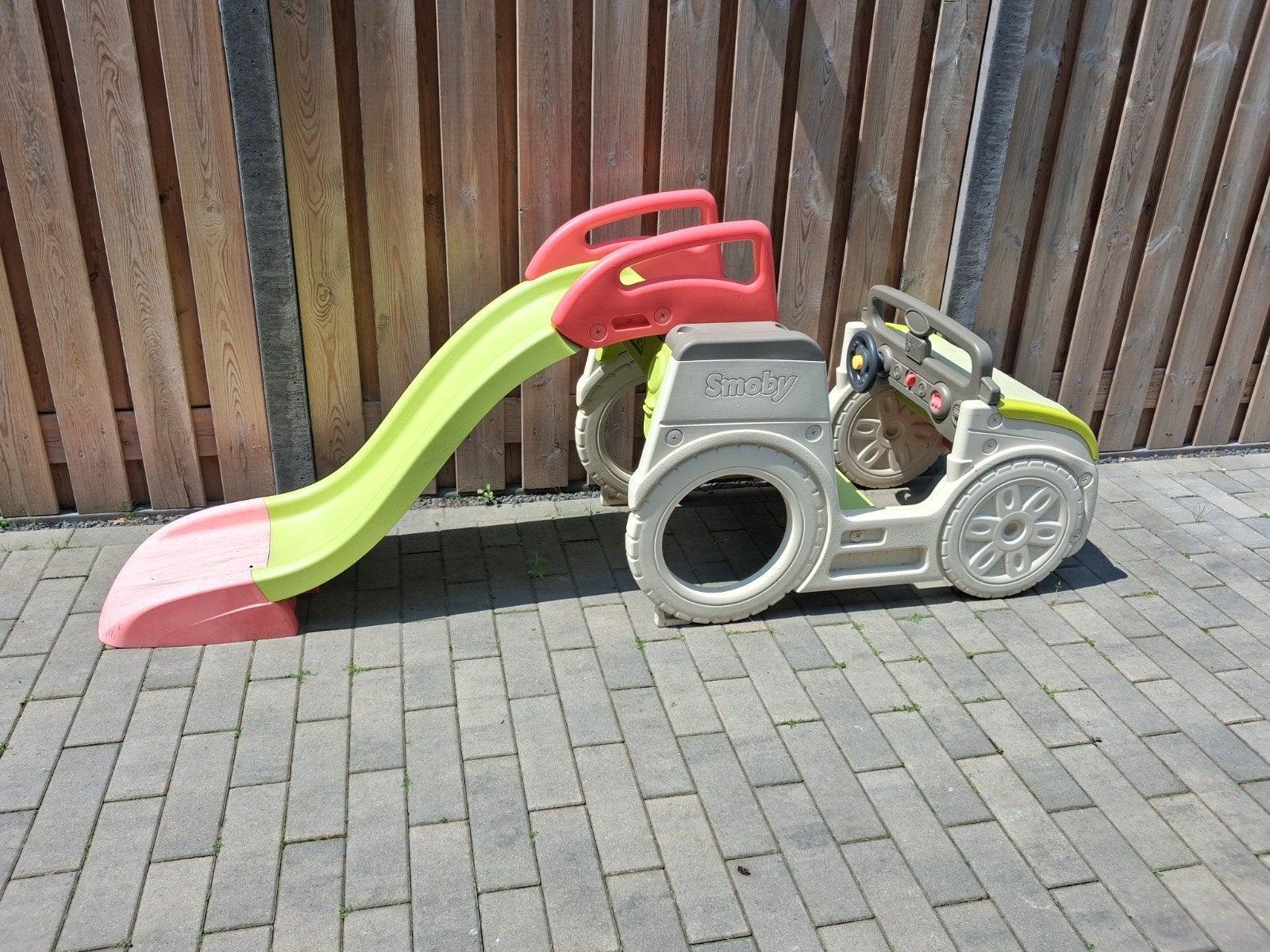 Smoby speeltoestel met glijbaan en wateraansluiting, Ophalen, Gebruikt