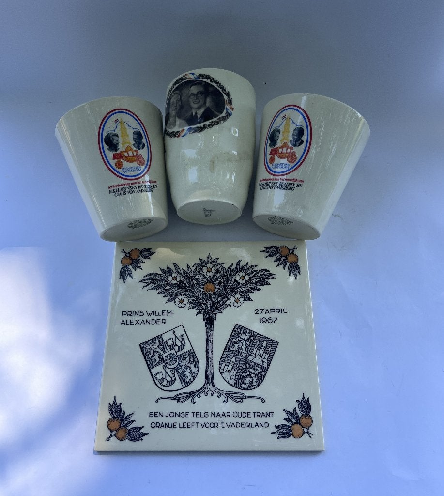 Koningshuis bekers en bord, Ophalen of Verzenden, Gebruikt, Nederland, Servies