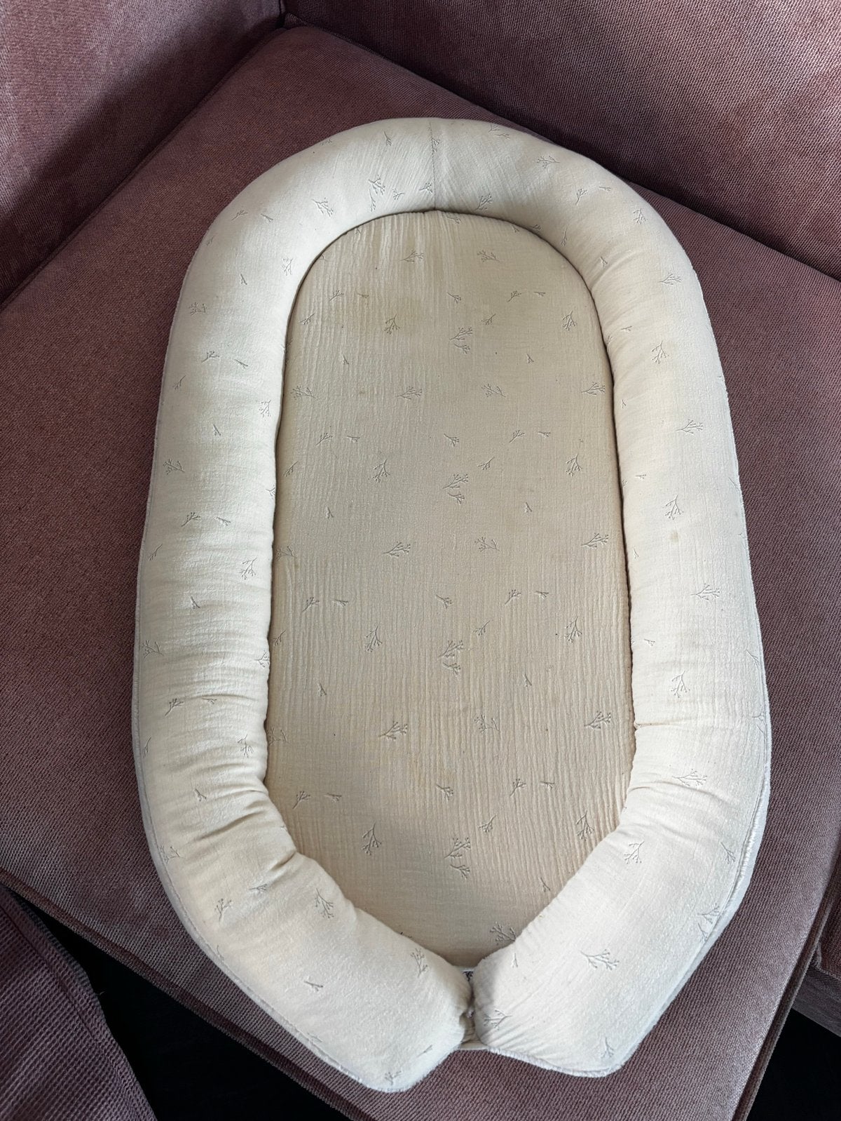 Babynestje beige met print van babypark, Ophalen, Zo goed als nieuw