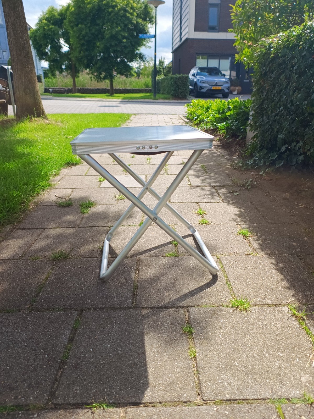 Lichtgewicht Bijzettafel / Krukje - Opvouwbaar, Ophalen, Gebruikt, Staal