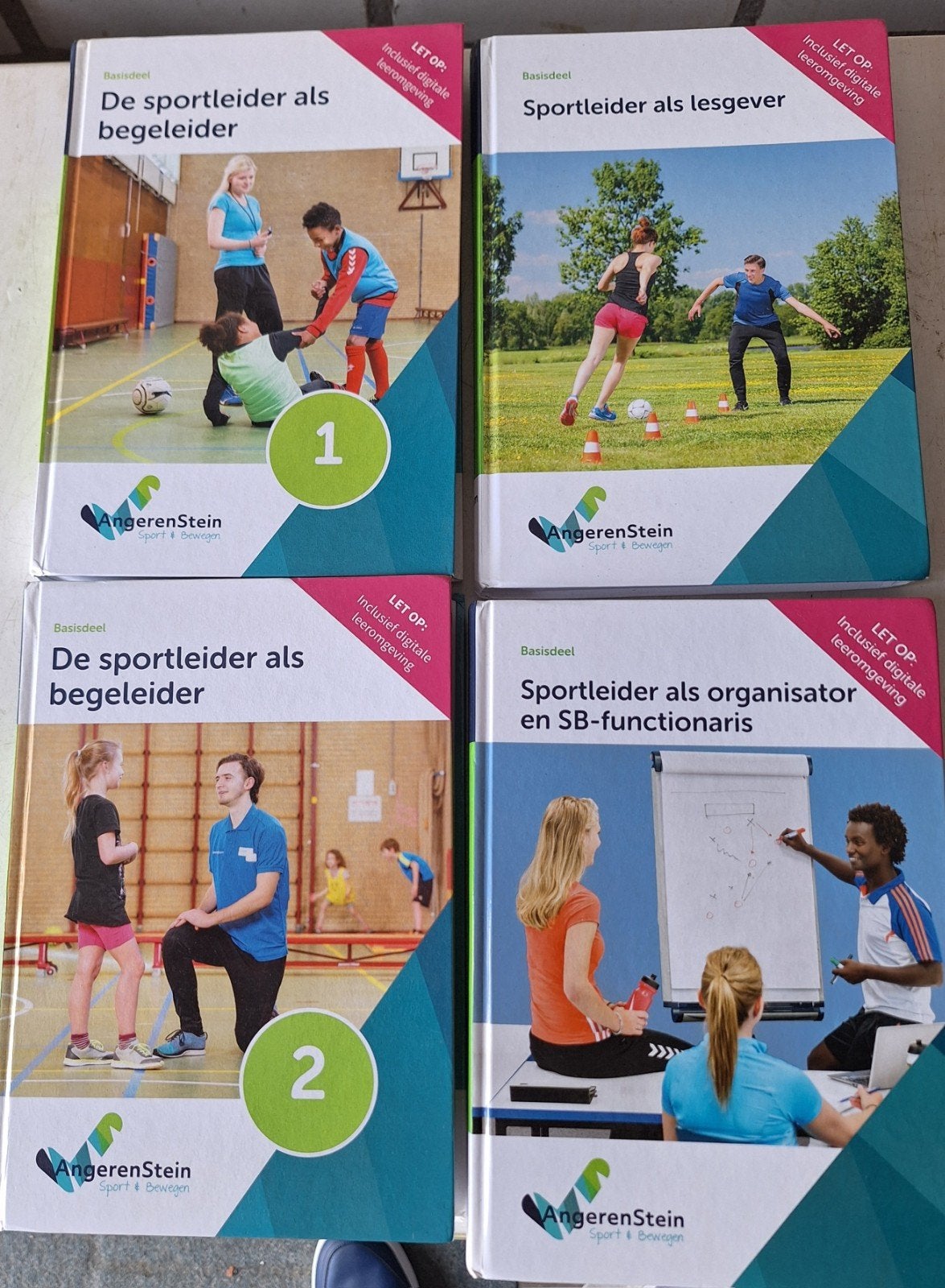 4x schoolboek / leerboek voor C.I.O.S, Ophalen of Verzenden, Beta, Zo goed als nieuw