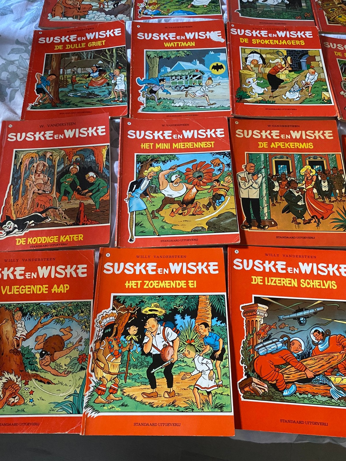 Stripboeken ongeveer 70st: suske en wiske, jerom, kuifje, Meerdere stripboeken, Ophalen, Zo goed als nieuw