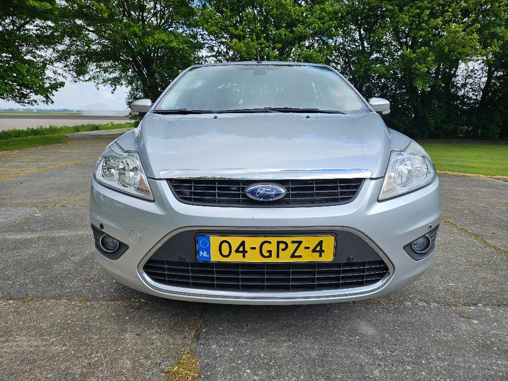 Ford Focus 1.6 74KW 4D AUT 2008 Grijs, Auto's, 1596 cc, Zwart, 4 cilinders, Navigatiesysteem