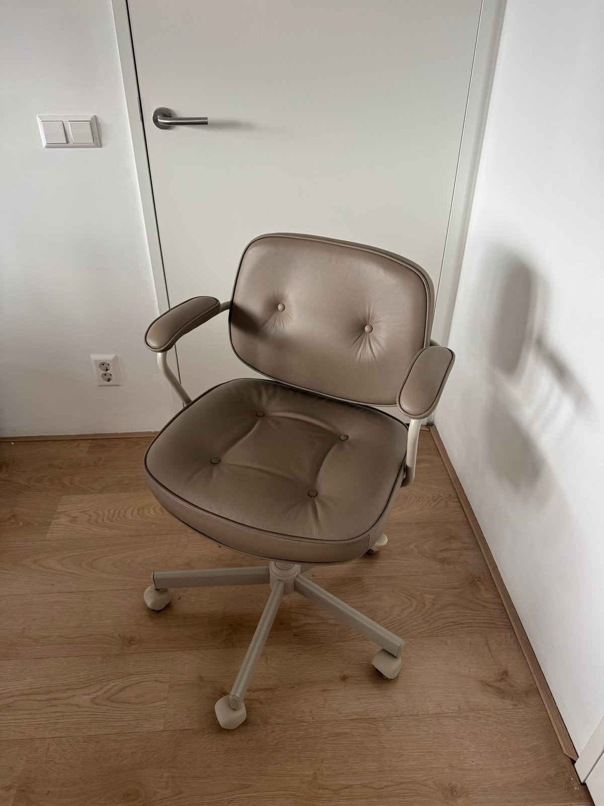 Ikea ALEFJÄLL Bureaustoel beige - Leer - Zo goed als nieuw, Huis en Inrichting, Ophalen, Zo goed als nieuw, Overige kleuren, Bureaustoel