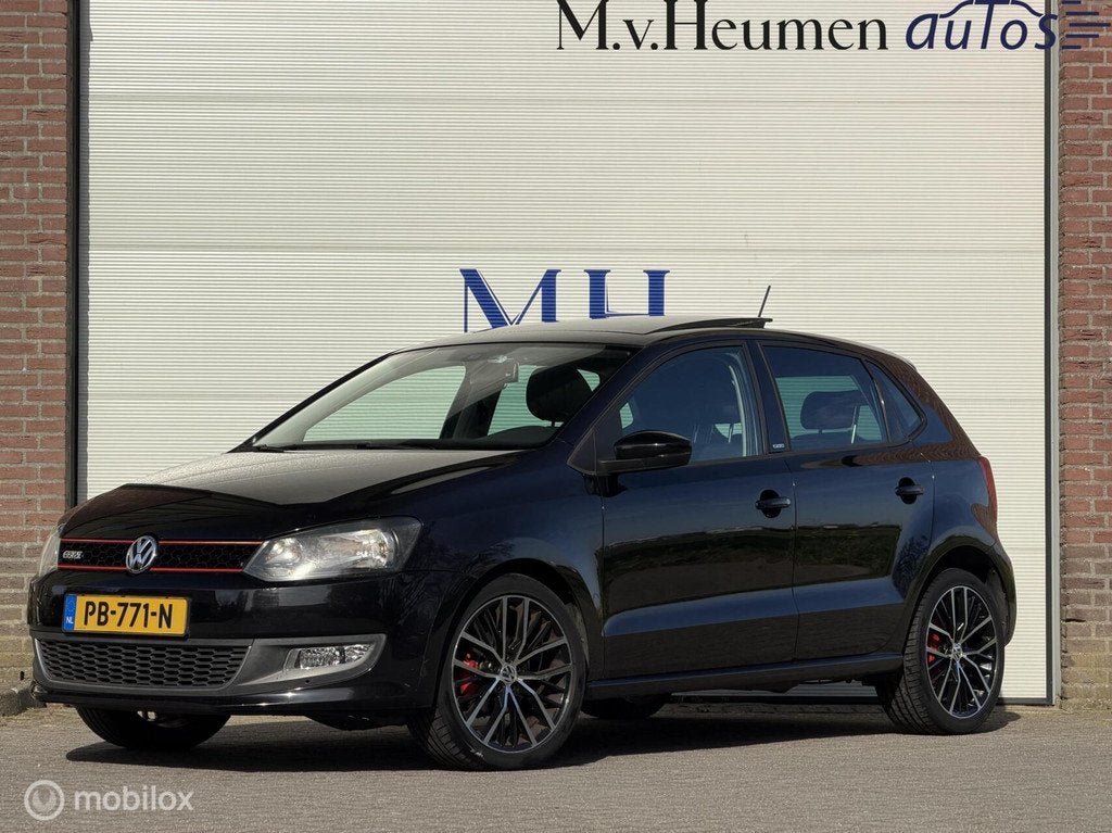 Volkswagen Polo 1.4-16V Highline Pano Stoelverwarming GTI Ca, Auto's, Voorwielaandrijving, Zwart, 4 cilinders, Zwart