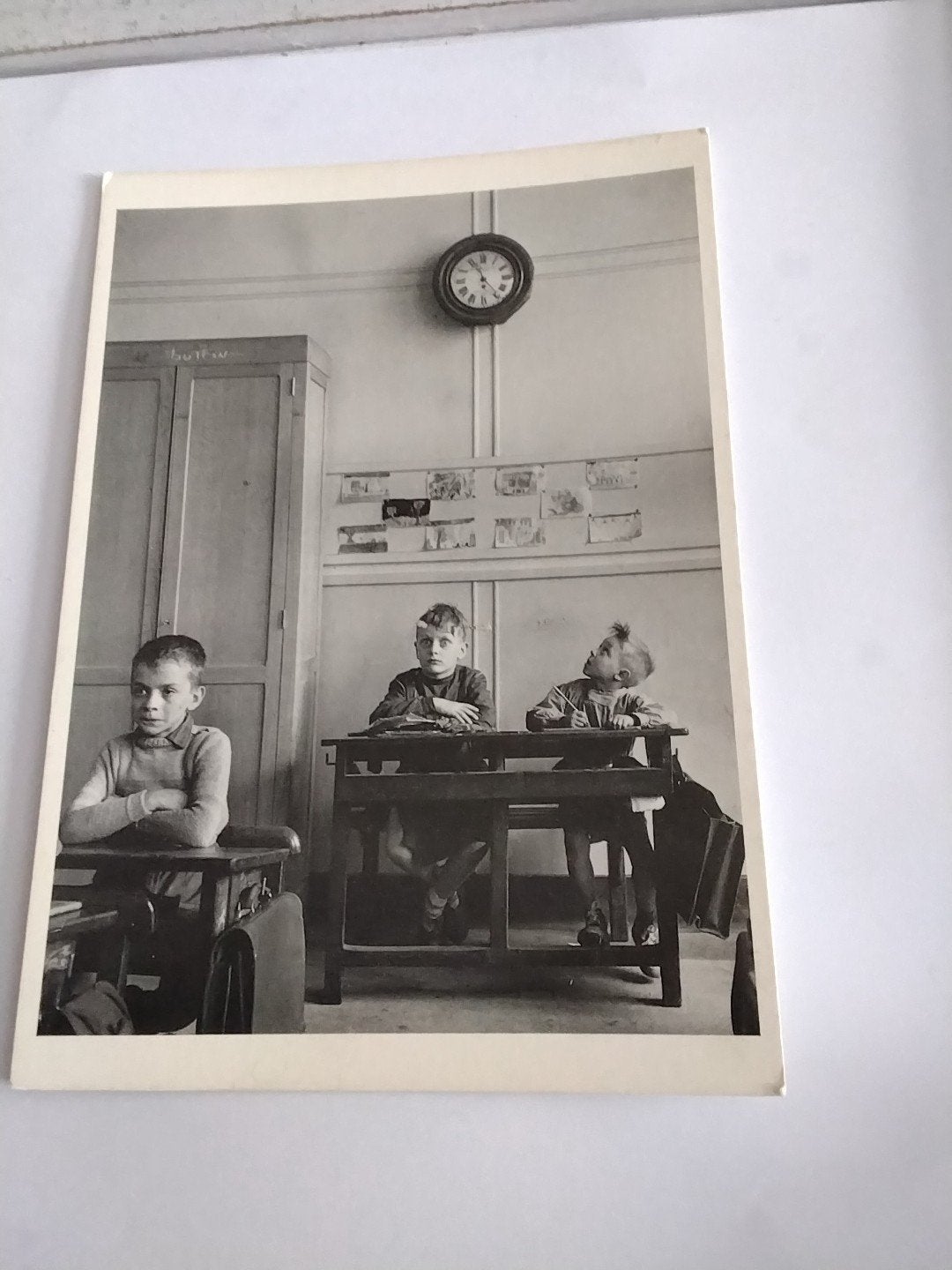 DE SCHOOLKLOK. 1956/ schoolklas met kinderen, Ophalen of Verzenden, 1940 tot 1960