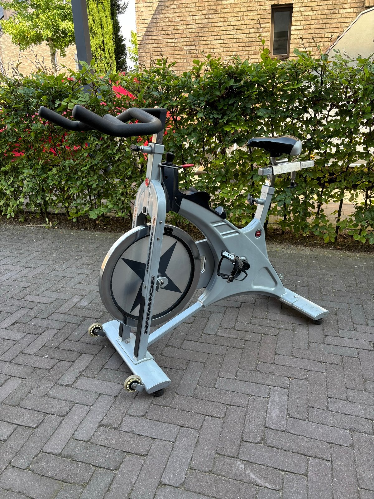Schwinn Evolution Spinningfiets - Ideaal voor thuistraining, Sport en Fitness, Ophalen, Gebruikt, Spinningfiets, Metaal
