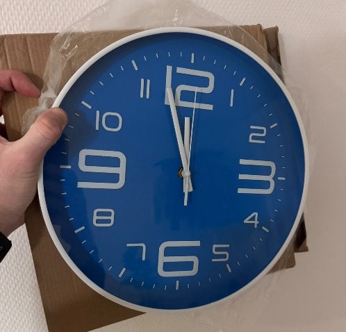 Clock, Ophalen